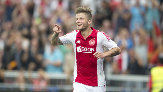 什迎英超首 什迎英超首