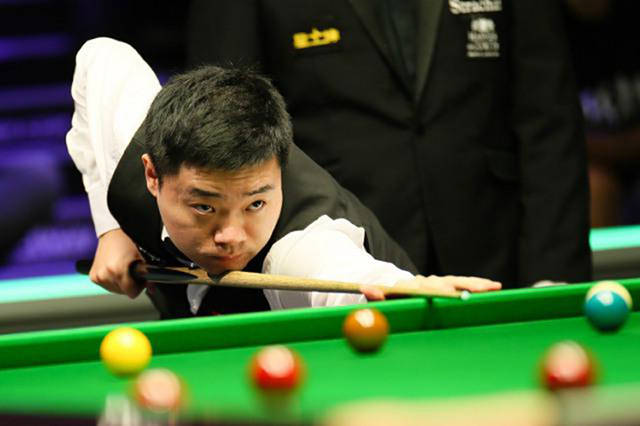 以背掩下顺 以背掩下顺