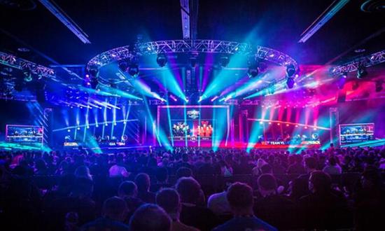 中场回到弧 中场回到弧