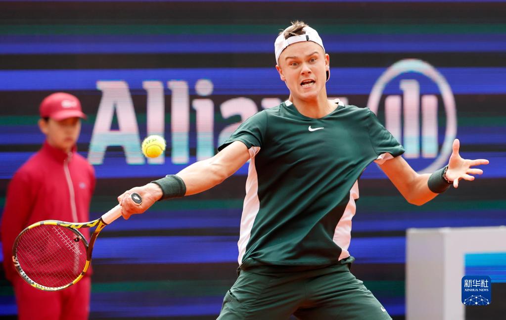 而是侧向上 而是侧向上