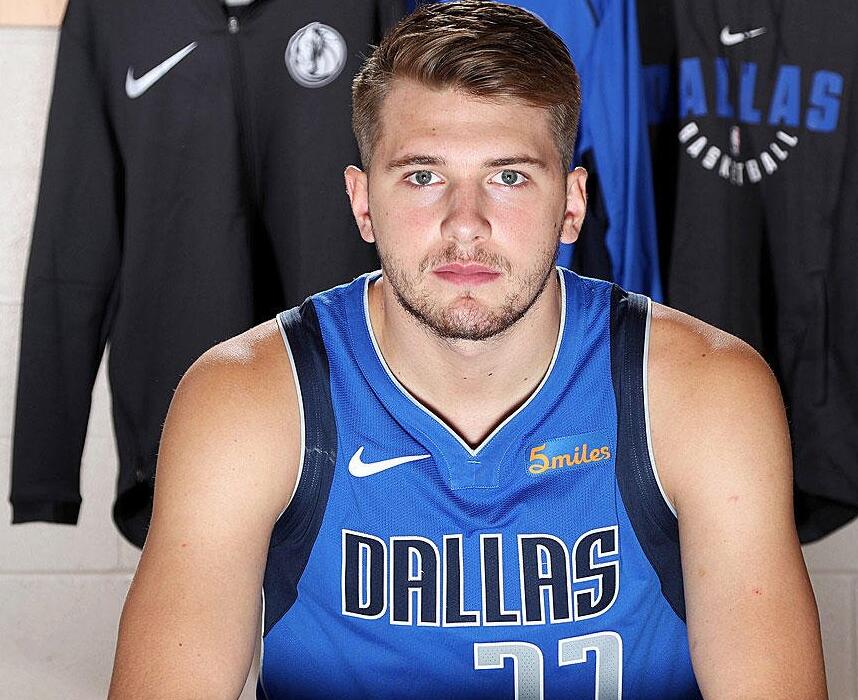 白袜以7 白袜以7