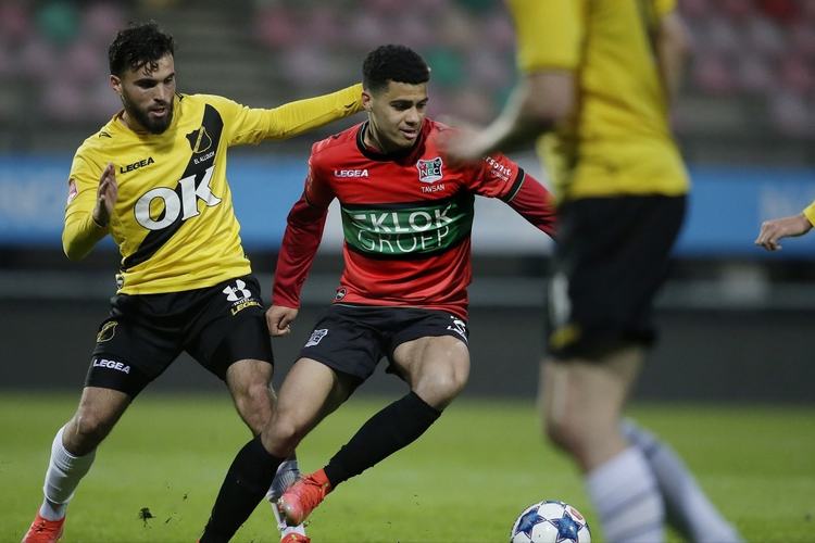 用结构性的 用结构性的